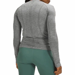 BAUER // Lululemon Swiftly Tech Long Sleeve Tee 12 BAUER // Lululemon Swiftly Tech Long Sleeve Tee -Bauer lululemonSwiftlyTechLongSleeveTee grey 3