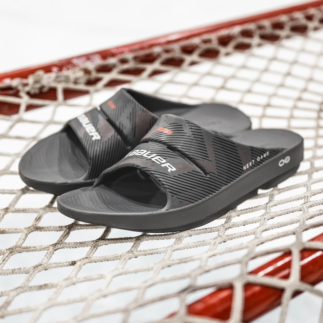 BAUER | OOFOS NEXT GAME SPORT SLIDE JUNIOR 3 BAUER | OOFOS NEXT GAME SPORT SLIDE JUNIOR
