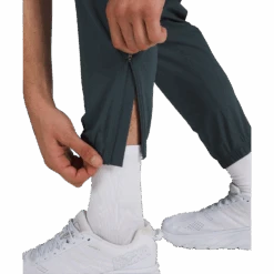 BAUER // Lululemon SURGE JOGGER -Bauer surgejogger blue 4