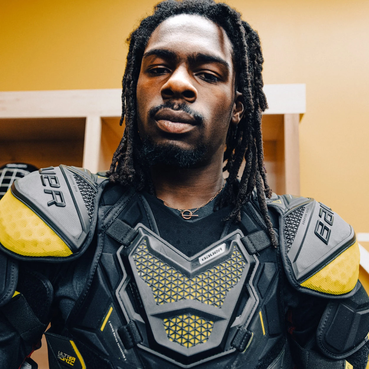 Bauer SUPREME ULTRASONIC SHOULDER PAD SENIOR 4 Bauer SUPREME ULTRASONIC SHOULDER PAD SENIOR - Image 2